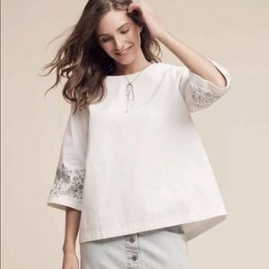 New Anthropologie Denim Embroidered Top Small